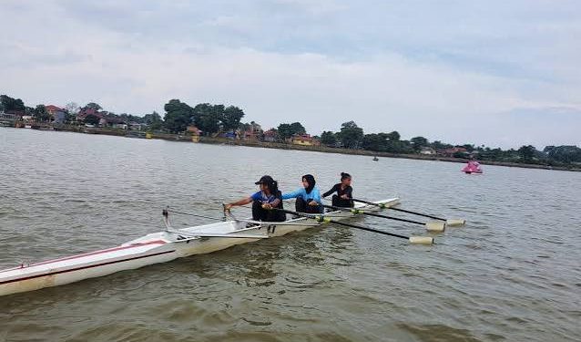Atlet Dayung Jambi Asah Kesiapan di Danau Sipin Jelang Kejurnas Karawang